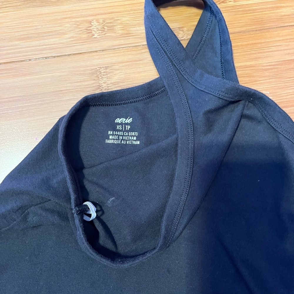Womens XS aerie on shoulder tank top